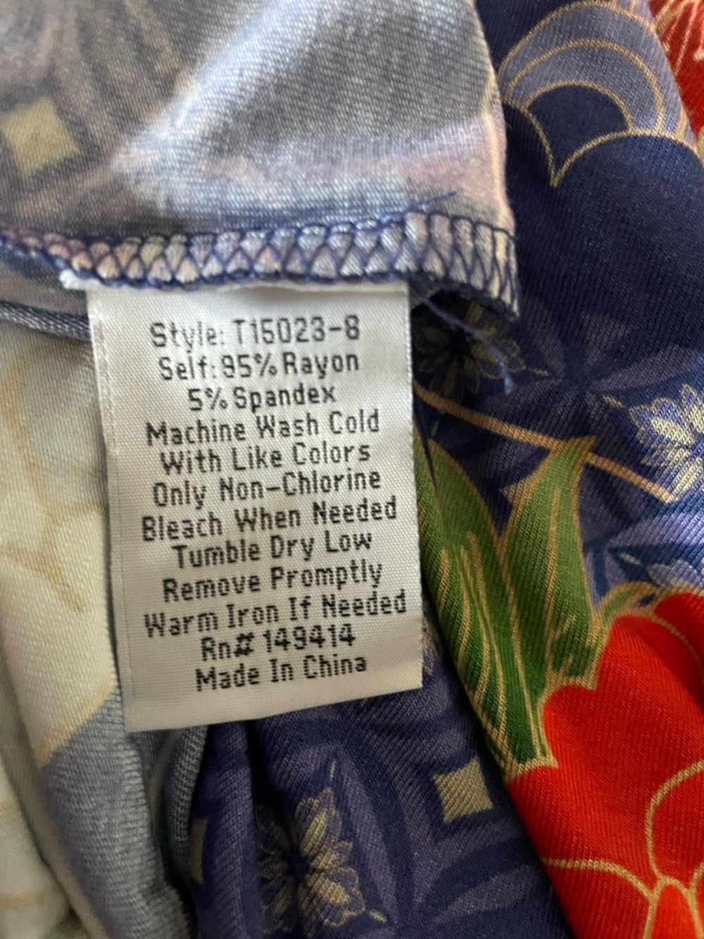 Johnny Was Crane Print V-Neck Top. Like new! Sz XL - Picture 6 of 6